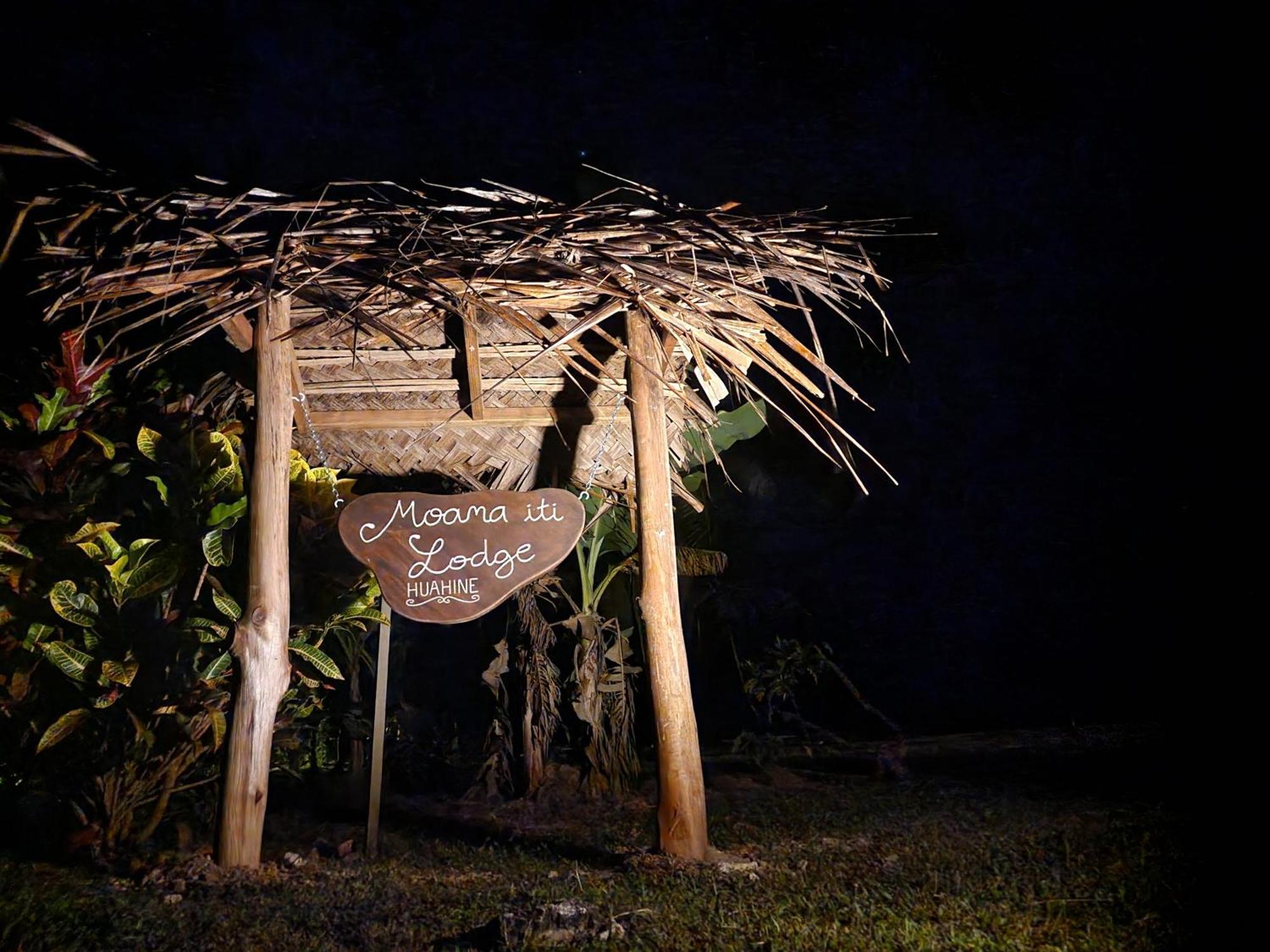 Moanaiti Lodge Maeva Bagian luar foto